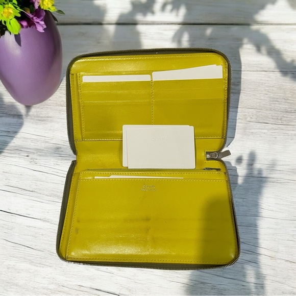 Celine Wallet Full Inclusion With COA - Picture 4 of 8